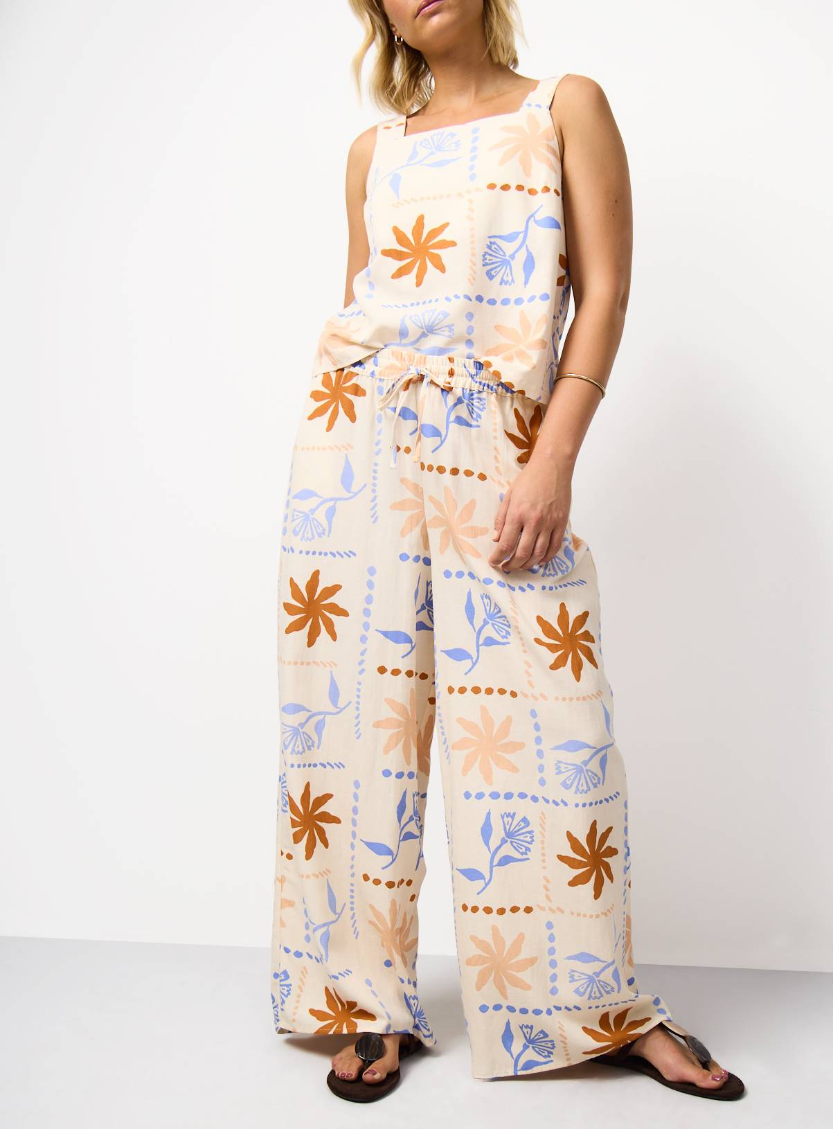Cream Patchwork Holiday Print Wide Leg Trousers 18 - Image 1